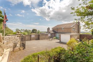 Photo 21- click for photo gallery